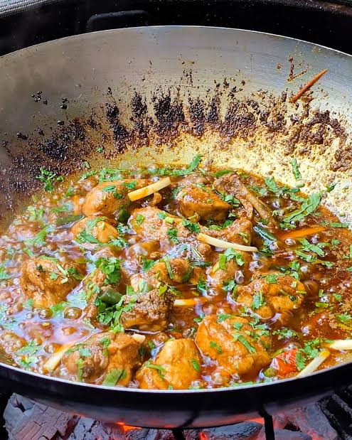 CHICKEN KARAHI (HALF KG)